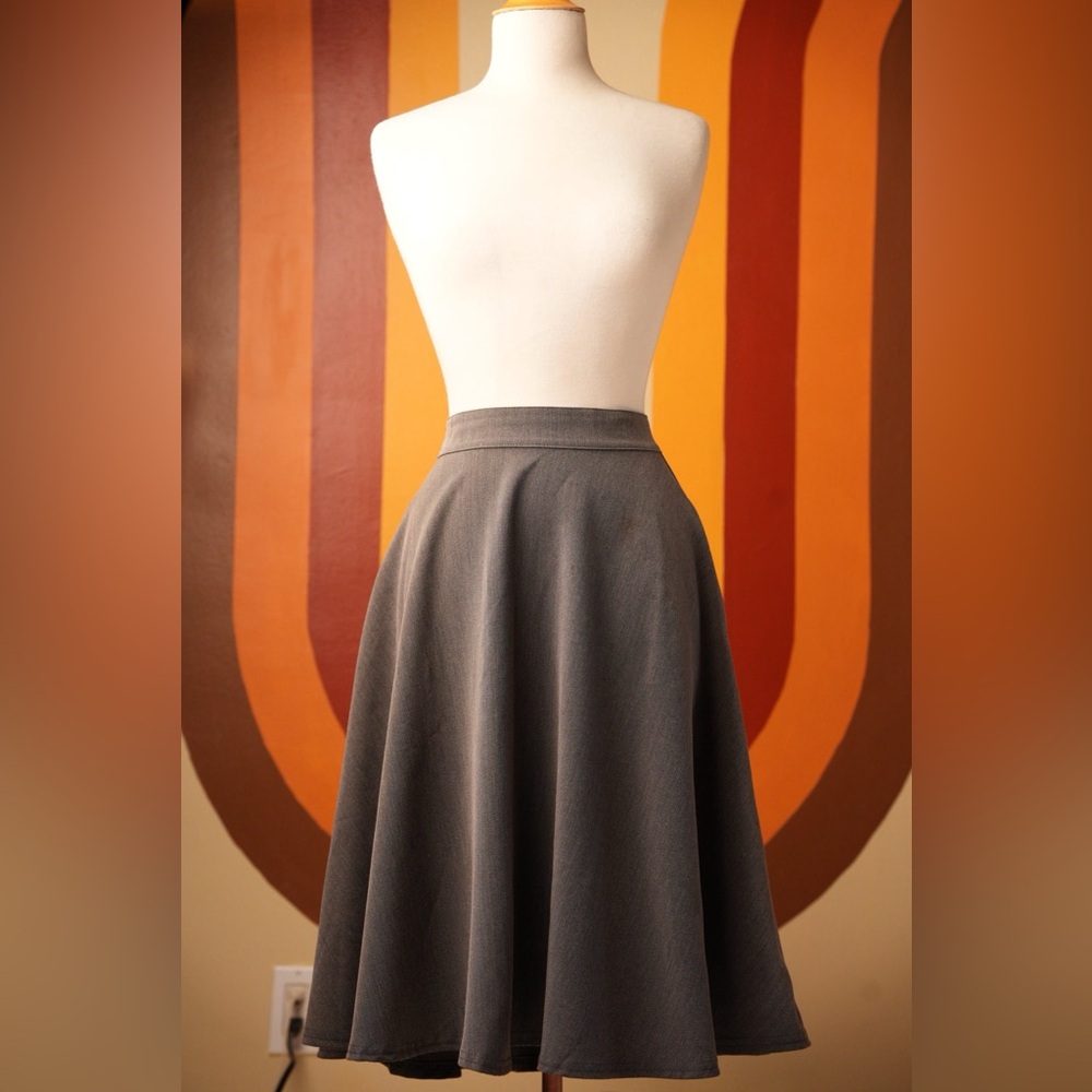 Fifties inspired charcoal grey a line circle skirt with pockets